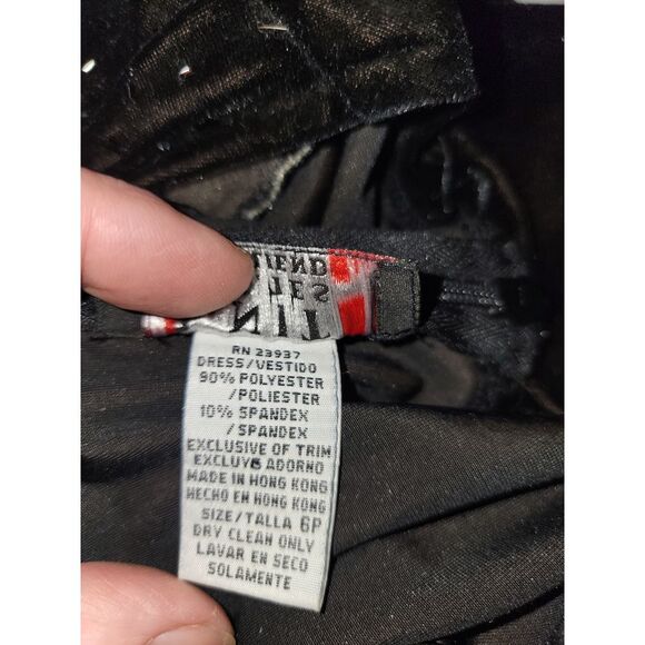 J. R.‎ NITES BY CALIENDO DRESS BLACK VALVET MADE IN MACAU - Picture 8 of 8